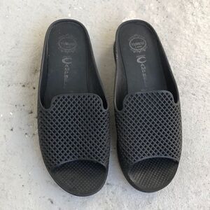 Havana last Jeffrey Campbell